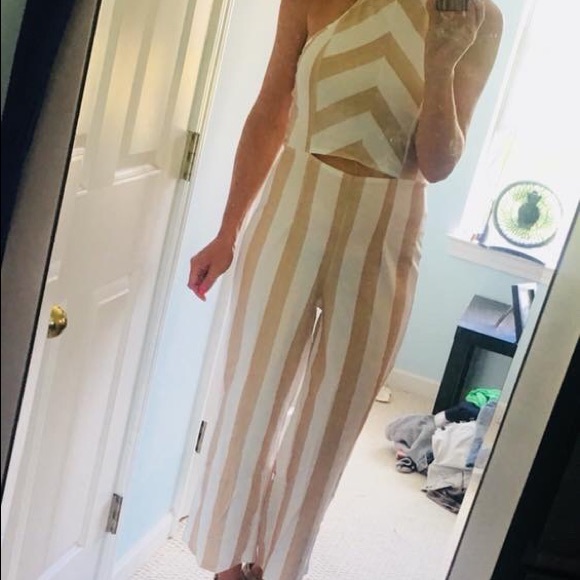 Beige and white striped crop jumpsuit - Picture 1 of 3